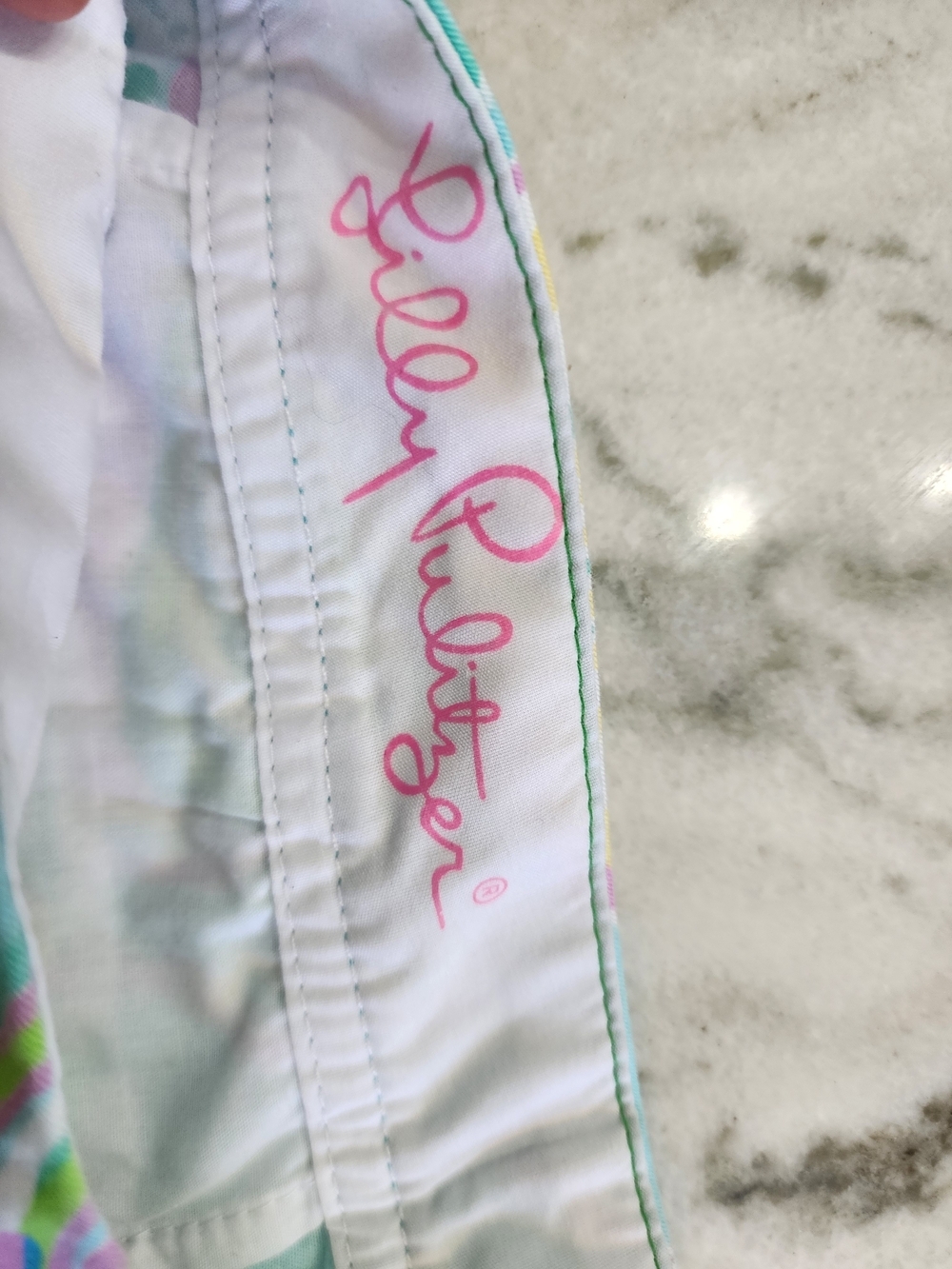 Lilly Pulitzer Scalloped Hem Pastel Paisley Shorts Sz 000 - Picture 4 of 4